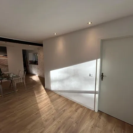 Absalonart Kunstvoll Wohnen *